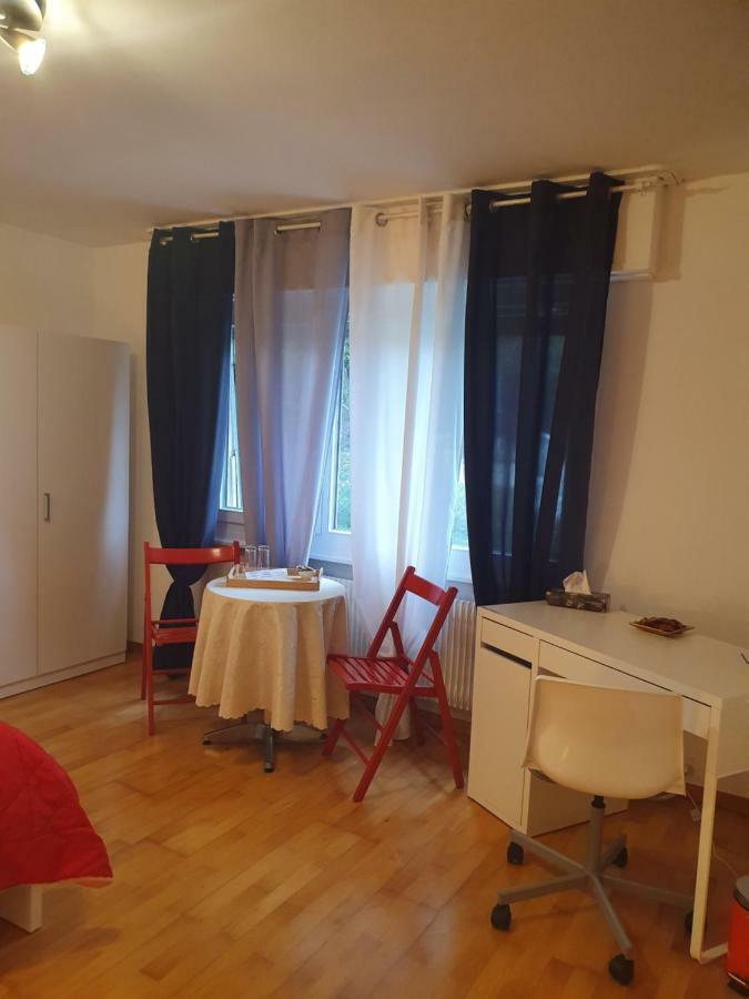 Hotel Maison Du Fey Moudon Esterno foto